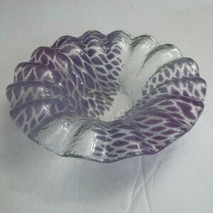 Vtg Sydenstricker Fused Art Glass 7" Ruffled Bowl - Purple Burst Design , Signed